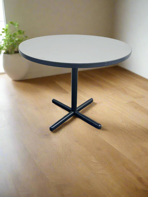 Round table