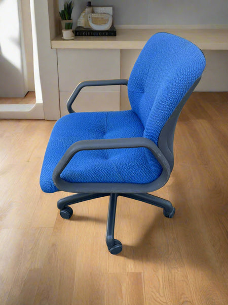 Steelcase Retro Swivel/Tilt Chairs
