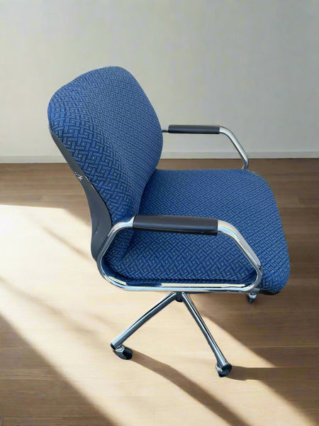 Steelcase 454 chrome base chair