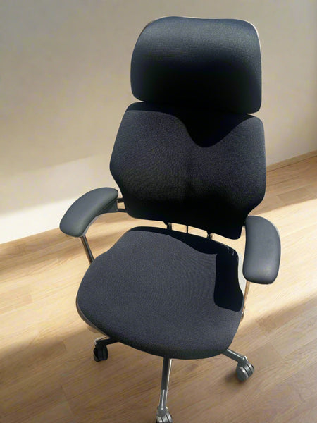 Humanscale Freedom Chair Like New
