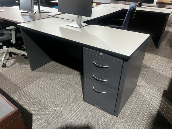 McDowell & Craig Desk with Pedestal