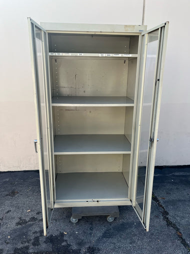 Storage cabinet with acrylic doors
