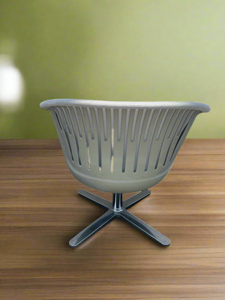 Modern Steelcase i2i Collaborative Ergonomic Dual Swivel Graphite Lounge Chair