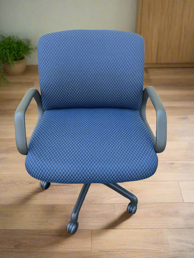 Steelcase 454 Chair