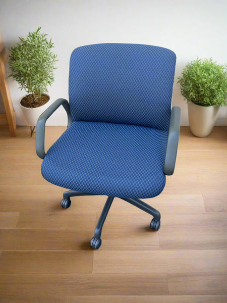 Steelcase 454 Chair