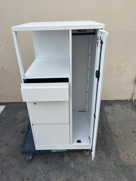 Steelcase BFF Wardrobe Tower | TURNSTONE OPEN SIDE STORAGE TOWER