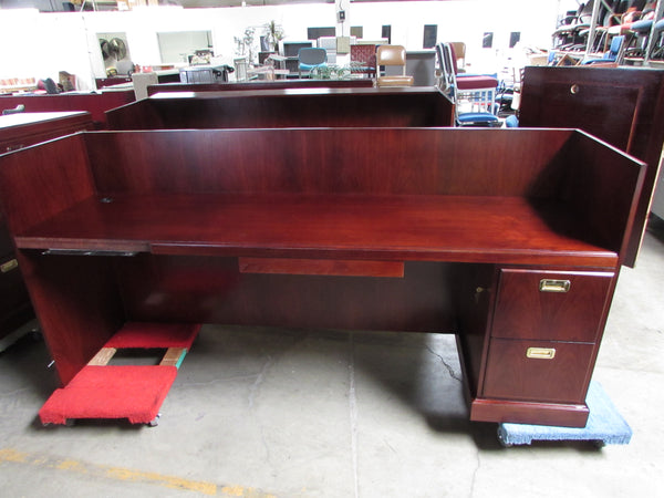 U-Shaped Wood Reception Desk for Lobby
