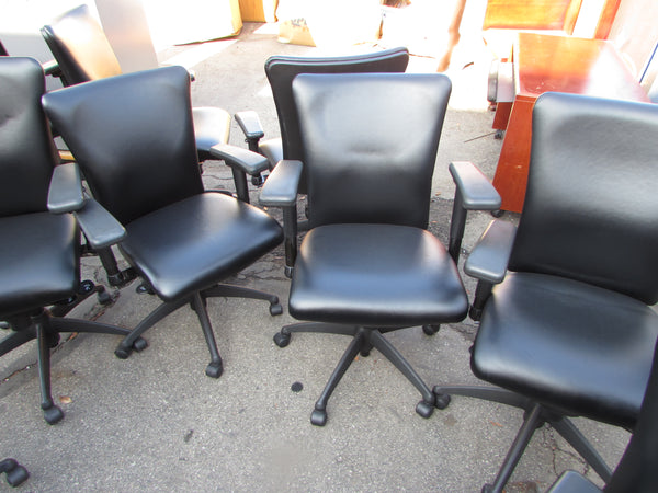 Black Vinyl Ergonomic Desk/Task Chairs