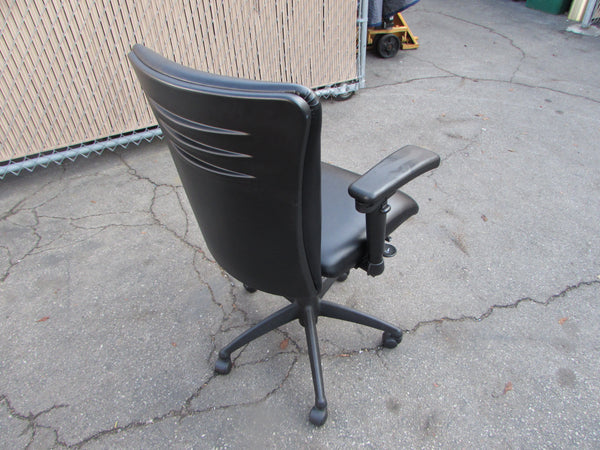 Black Vinyl Ergonomic Desk/Task Chairs