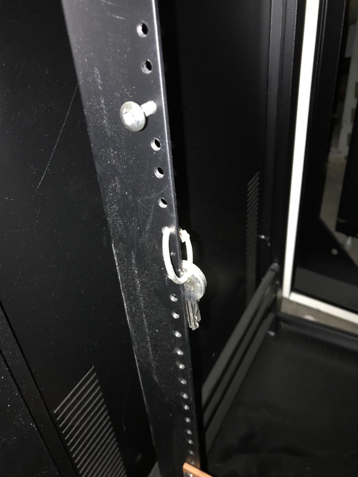 Used Equipment & Cubicles - Recycled Office Furnishings