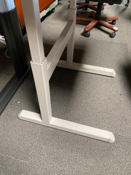 Watson Manually Adjusting Sit/Stand Desk